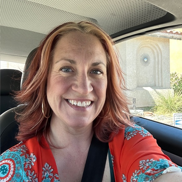 Meet your Posher, Alyson - Picture 7 of 8